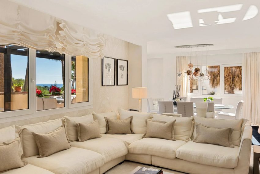 R5292298-Apartment-For-Sale-The-Golden-Mile-Ground-Floor-Apartment-4-Beds-397-Built-3