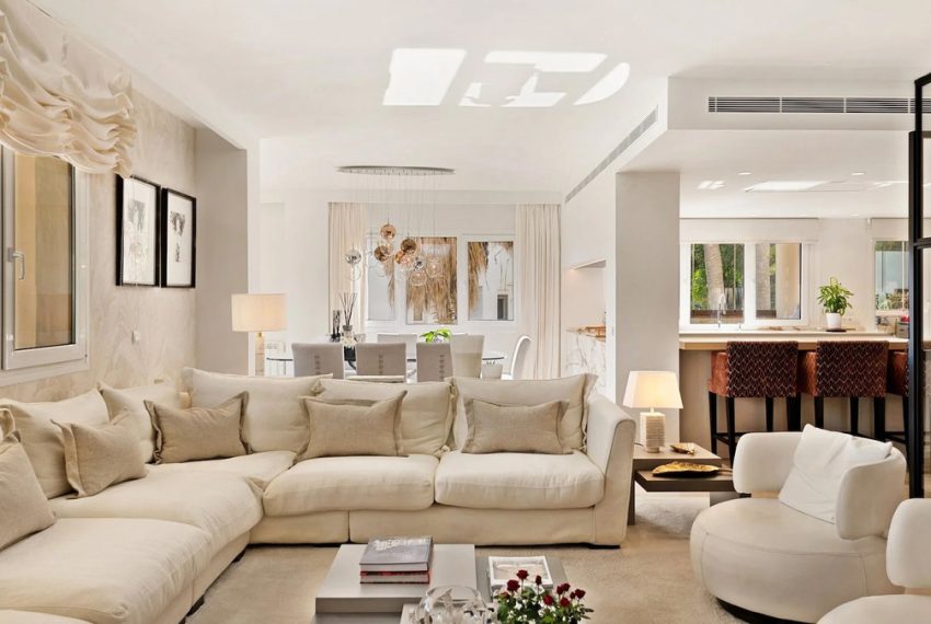 R5292298-Apartment-For-Sale-The-Golden-Mile-Ground-Floor-Apartment-4-Beds-397-Built-4