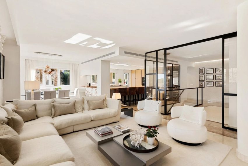 R5292298-Apartment-For-Sale-The-Golden-Mile-Ground-Floor-Apartment-4-Beds-397-Built-8