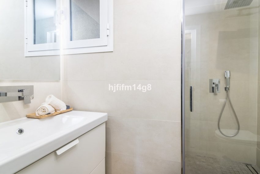 R5292346-Apartment-For-Sale-Nueva-Andalucia-Middle-Floor-Apartment-2-Beds-128-Built-12