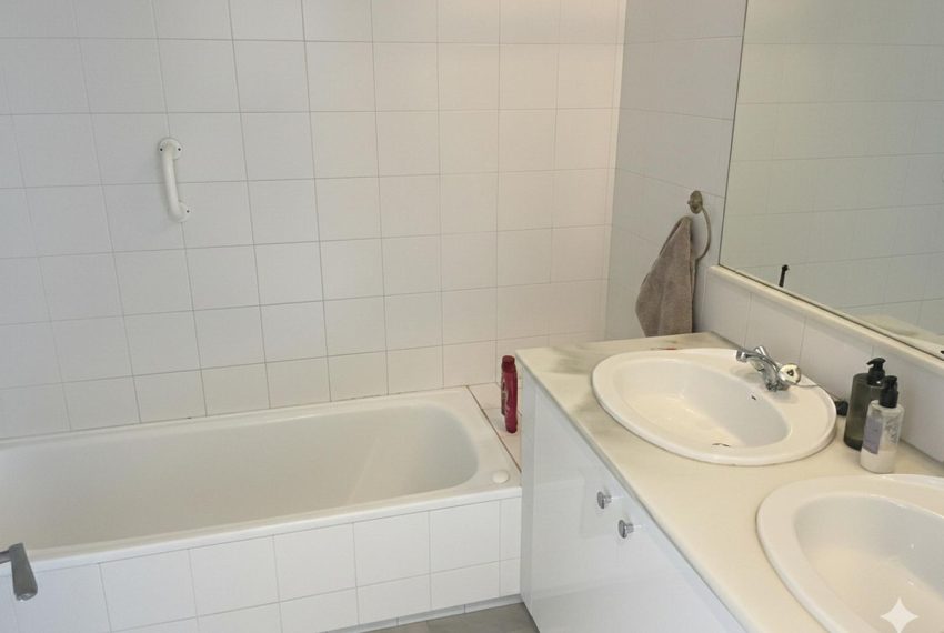 R5293519-Apartment-For-Sale-Los-Almendros-Middle-Floor-Apartment-2-Beds-93-Built-8