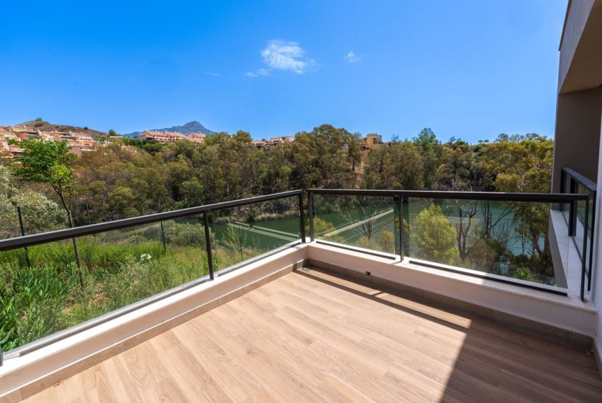 R5293786-Apartment-For-Sale-Nueva-Andalucia-Middle-Floor-Apartment-3-Beds-163-Built-1