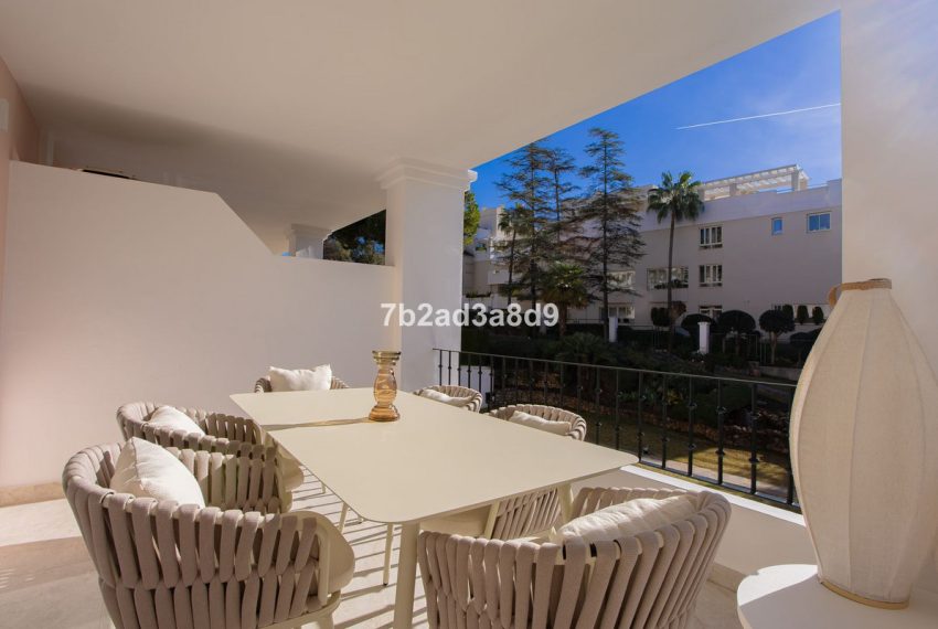 R5293948-Apartment-For-Sale-Nueva-Andalucia-Penthouse-4-Beds-170-Built-13