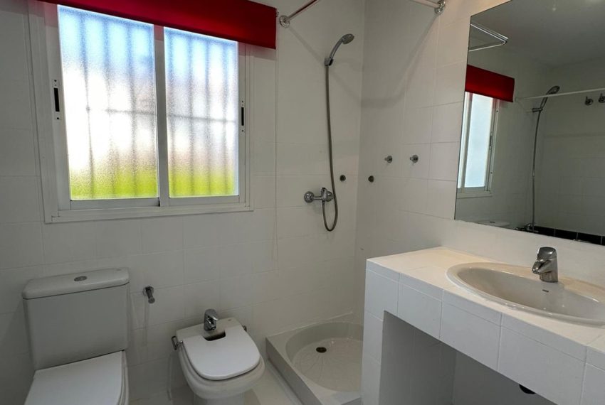 R5294248-House-For-Sale-Nueva-Andalucia-Detached-Villa-5-Beds-450-Built-19