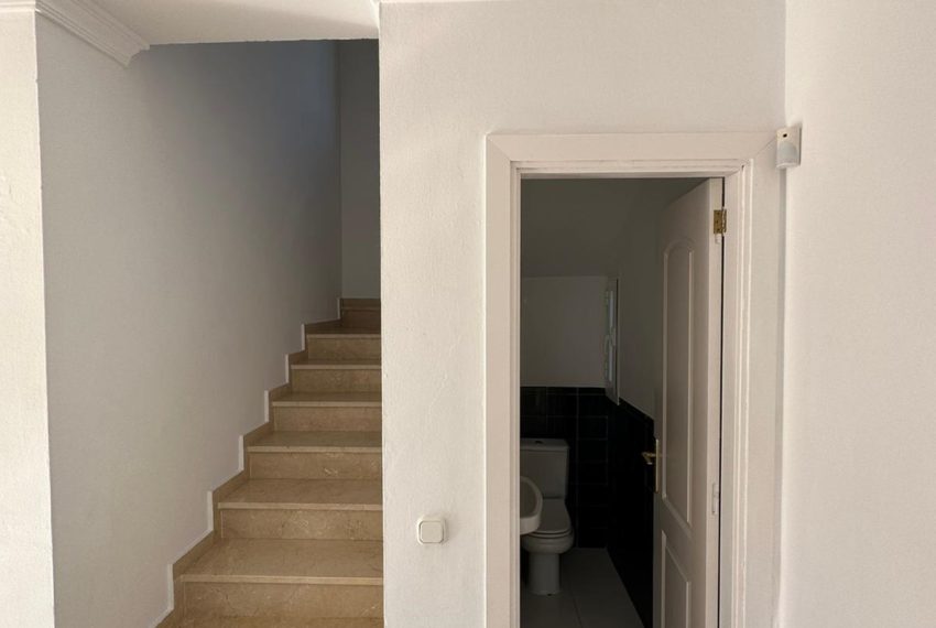 R5294248-House-For-Sale-Nueva-Andalucia-Detached-Villa-5-Beds-450-Built-9