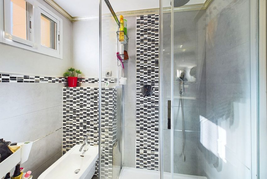 R5294770-Apartment-For-Sale-Estepona-Penthouse-3-Beds-220-Built-16