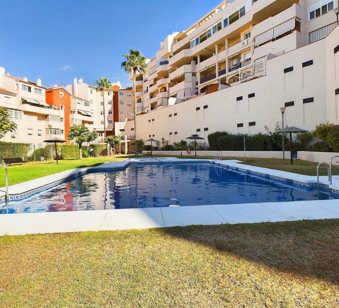 R5294770-Image 1-Penthouse - 3 Beds - 220 Built