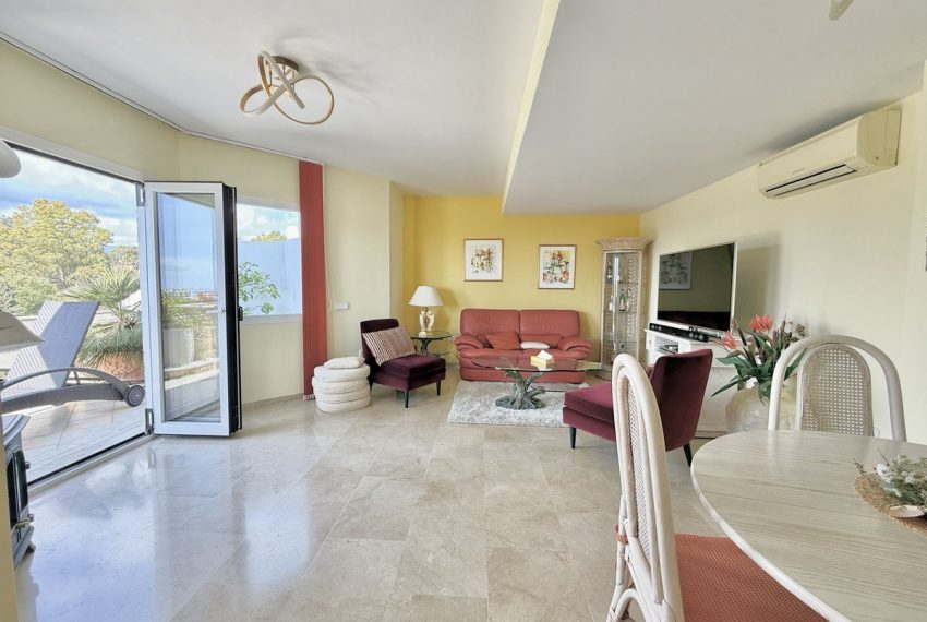 R4973650-Apartment-For-Sale-Marbella-Penthouse-Duplex-3-Beds-143-Built-4