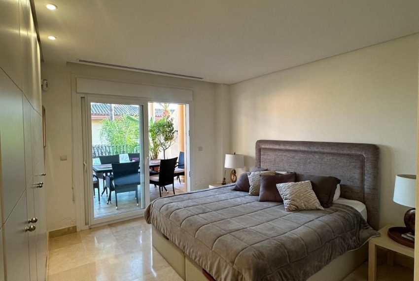 R4982677-Apartment-For-Sale-Nueva-Andalucia-Ground-Floor-Apartment-2-Beds-130-Built-10