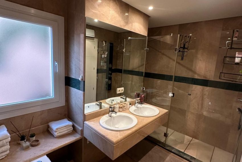 R4982677-Apartment-For-Sale-Nueva-Andalucia-Ground-Floor-Apartment-2-Beds-130-Built-19