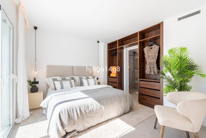 R4991398-Apartment-For-Sale-La-Quinta-Middle-Floor-Apartment-3-Beds-86-Built-9