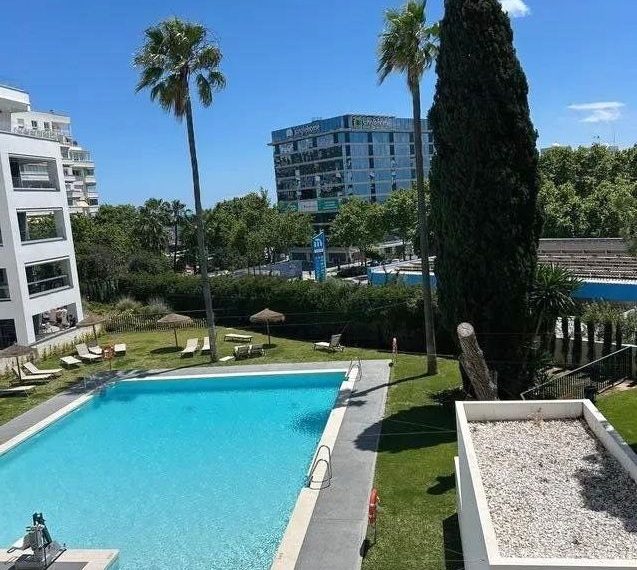 R5047927-Apartment-For-Sale-Marbella-Middle-Floor-Apartment-3-Beds-96-Built