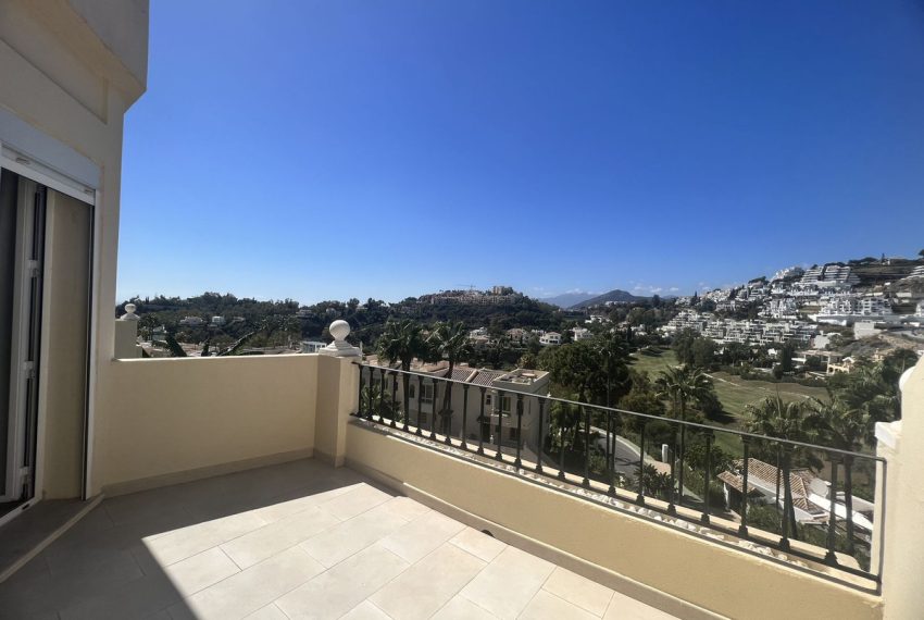 R5112478-Apartment-For-Sale-La-Quinta-Penthouse-Duplex-2-Beds-190-Built-11