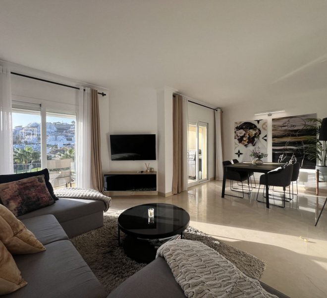 R5112478-Image 1-Penthouse Duplex - 2 Beds - 190 Built