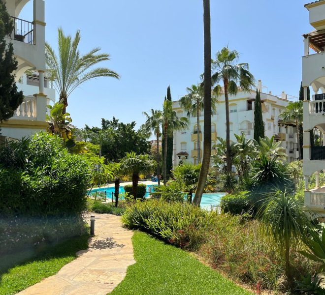 R5218327-Image 1-Ground Floor Apartment - 2 Beds - 85 Built