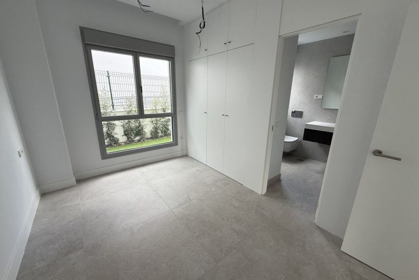 R5250190-Apartment-For-Sale-Marbella-Ground-Floor-Apartment-4-Beds-218-Built-12