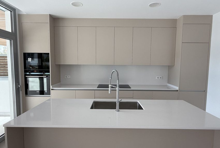 R5250190-Apartment-For-Sale-Marbella-Ground-Floor-Apartment-4-Beds-218-Built-3