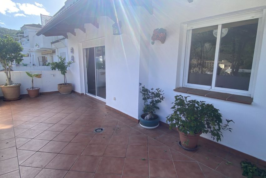 R5265937-Apartment-For-Sale-Benahavis-Middle-Floor-Apartment-3-Beds-85-Built