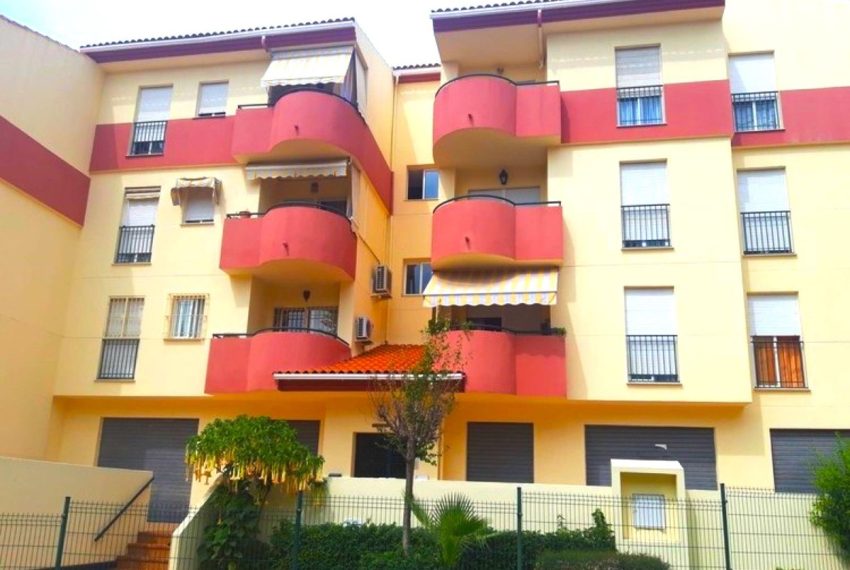 R5274568-Apartment-For-Sale-Marbella-Middle-Floor-Apartment-3-Beds-100-Built