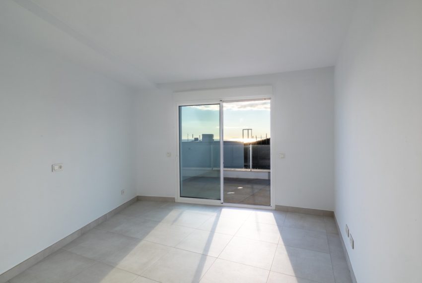 R5287147-Apartment-For-Sale-Altos-de-los-Monteros-Penthouse-4-Beds-175-Built-8
