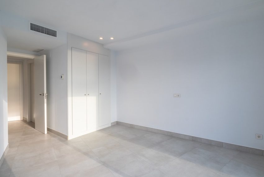 R5287147-Apartment-For-Sale-Altos-de-los-Monteros-Penthouse-4-Beds-175-Built-9