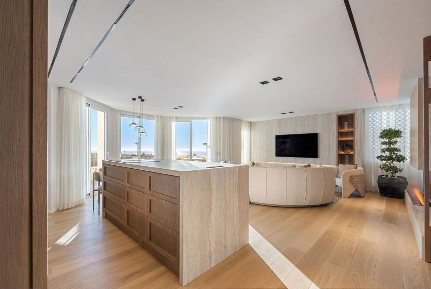 R5292064-Apartment-For-Sale-The-Golden-Mile-Penthouse-Duplex-3-Beds-131-Built-2