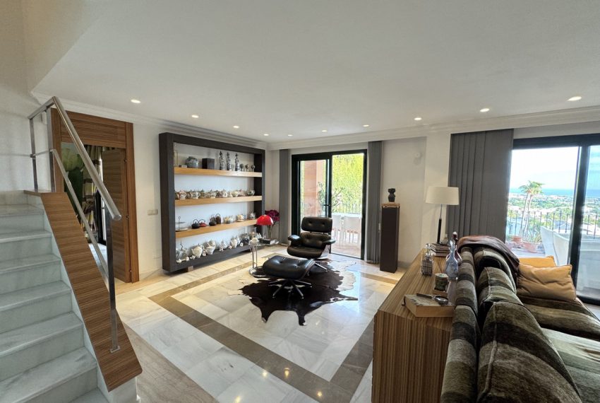 R5292436-Apartment-For-Sale-Monte-Halcones-Penthouse-Duplex-3-Beds-253-Built-3