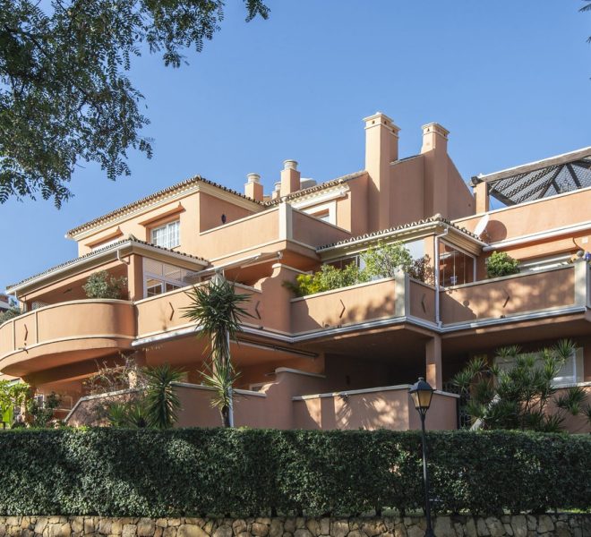 R5292508-Image 1-Middle Floor Apartment - 3 Beds - 110 Built