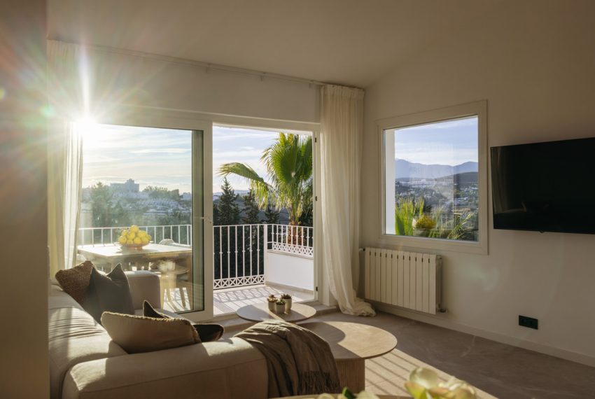 R5293300-House-For-Sale-Atalaya-Townhouse-2-Beds-96-Built-8