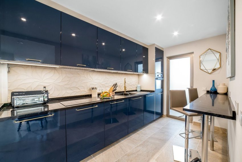 R5293450-Apartment-For-Sale-Puerto-Banus-Middle-Floor-Apartment-2-Beds-106-Built