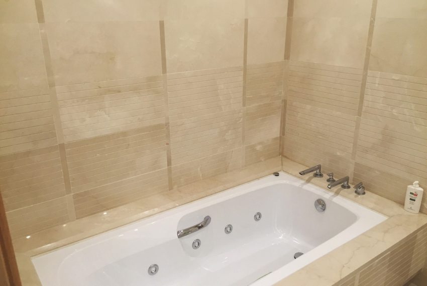 R5294533-Apartment-For-Sale-The-Golden-Mile-Middle-Floor-Apartment-2-Beds-206-Built-11