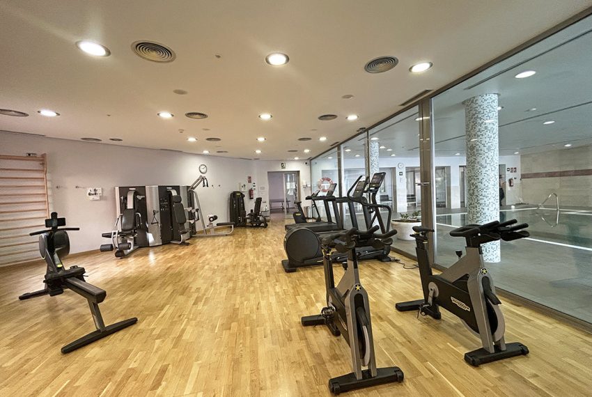 R5294533-Apartment-For-Sale-The-Golden-Mile-Middle-Floor-Apartment-2-Beds-206-Built-17