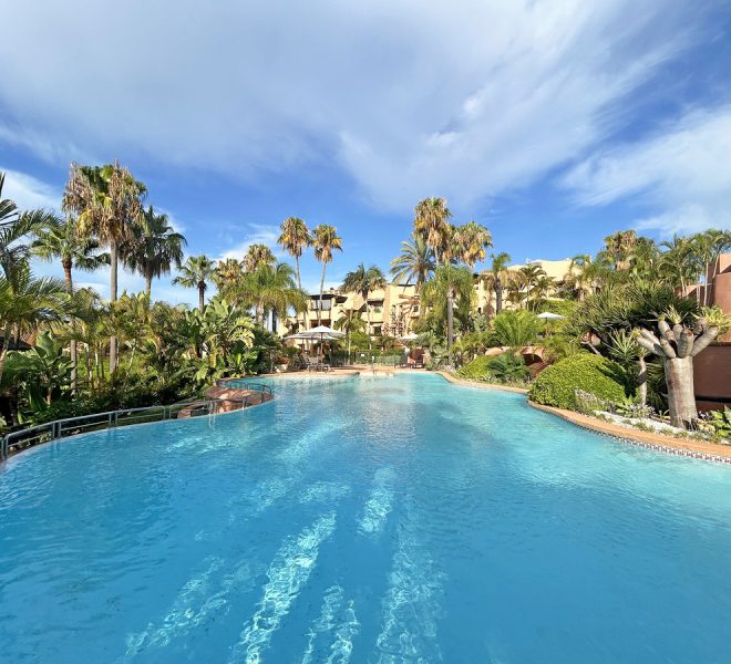 R5294533-Image 1-Middle Floor Apartment - 2 Beds - 206 Built