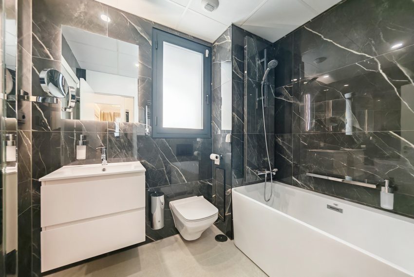 R5294920-Apartment-For-Sale-Marbella-Penthouse-3-Beds-247-Built-12