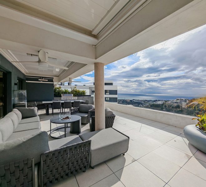 R5294920-Image 1-Penthouse - 3 Beds - 247 Built