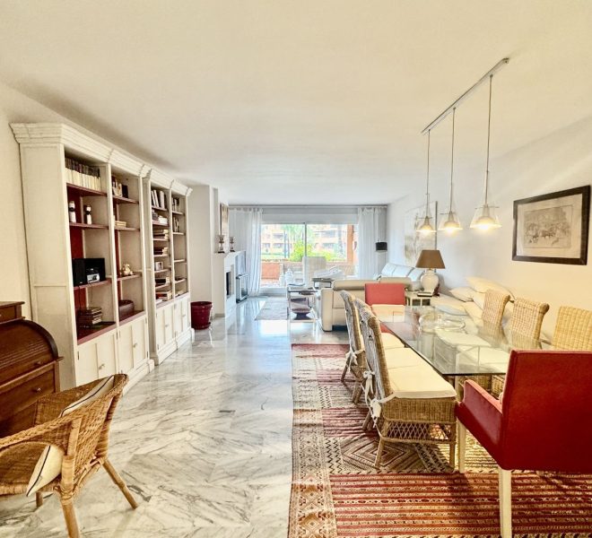 R5295298-Image 1-Penthouse Duplex - 4 Beds - 255 Built