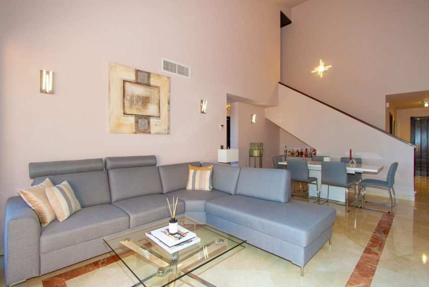 R5295709-Apartment-For-Sale-La-Mairena-Penthouse-Duplex-3-Beds-140-Built