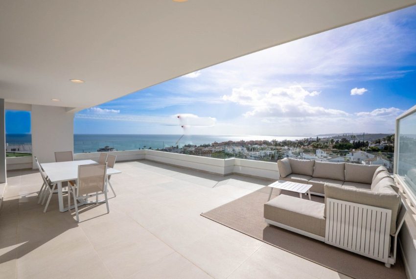 R5295730-Apartment-For-Sale-Estepona-Penthouse-3-Beds-136-Built-1