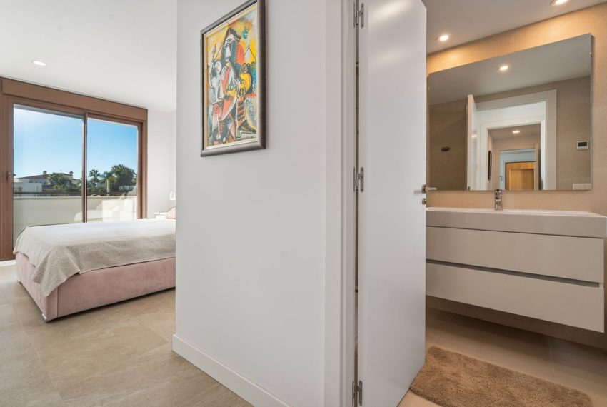 R5295775-Apartment-For-Sale-Estepona-Penthouse-3-Beds-149-Built-11