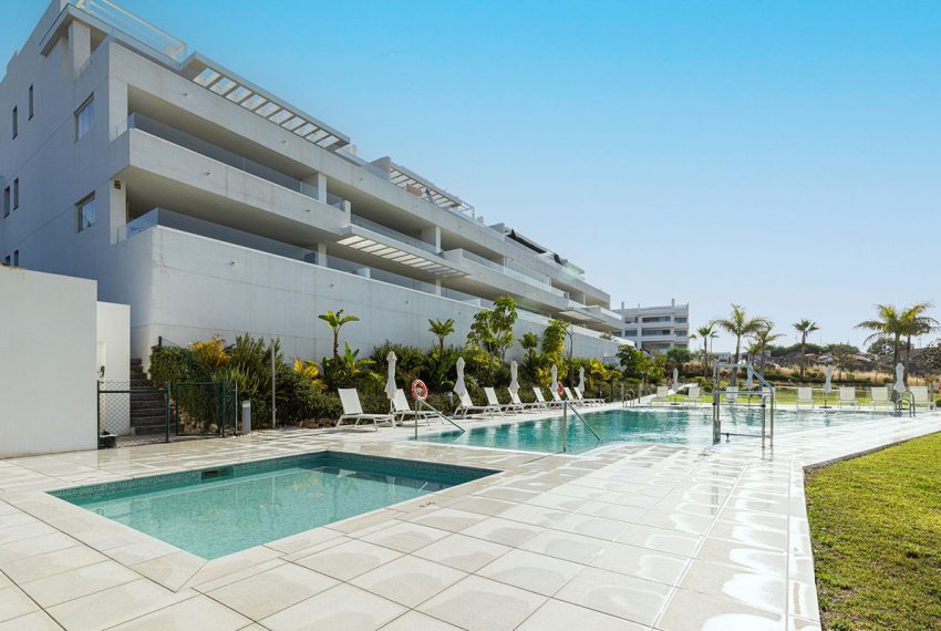 R5295823-Apartment-For-Sale-Estepona-Penthouse-3-Beds-123-Built-3