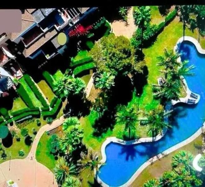 R5295934-Image 1-Middle Floor Apartment - 2 Beds - 145 Built