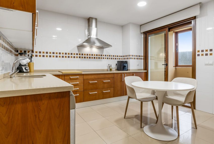 R5297134-Apartment-For-Sale-The-Golden-Mile-Ground-Floor-Apartment-2-Beds-163-Built-12