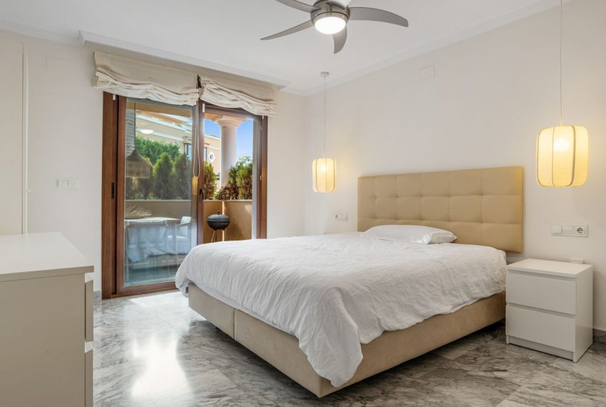 R5297134-Apartment-For-Sale-The-Golden-Mile-Ground-Floor-Apartment-2-Beds-163-Built-15