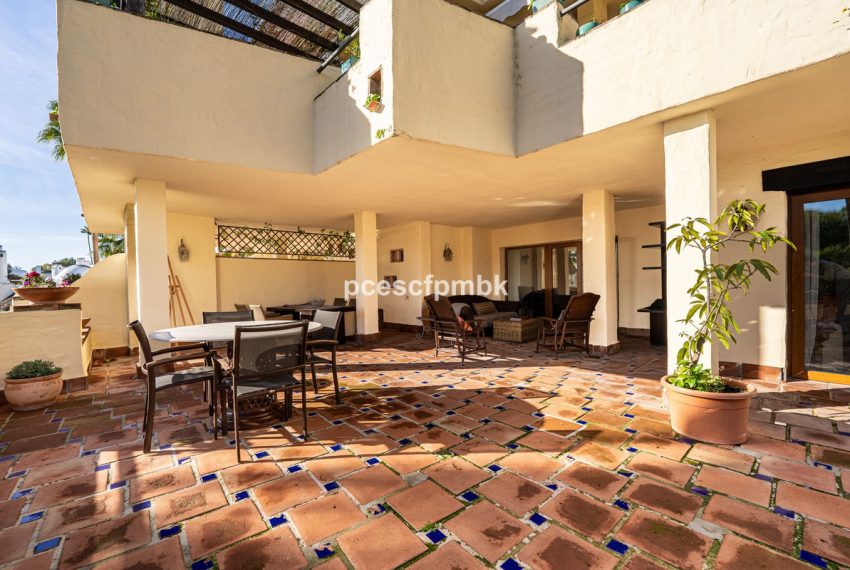 R5297179-Apartment-For-Sale-The-Golden-Mile-Middle-Floor-Apartment-3-Beds-240-Built-17