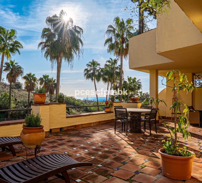 R5297179-Image 1-Middle Floor Apartment - 3 Beds - 240 Built