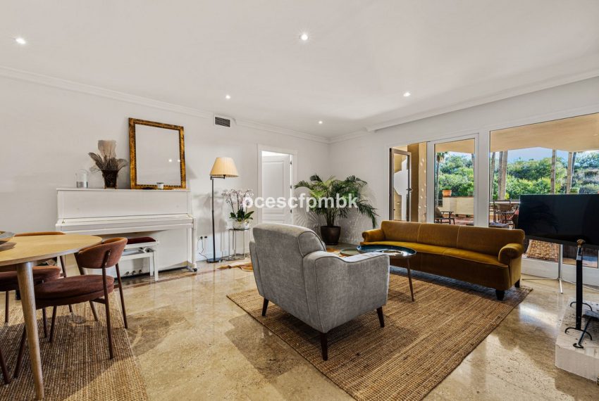 R5297179-Apartment-For-Sale-The-Golden-Mile-Middle-Floor-Apartment-3-Beds-240-Built-9