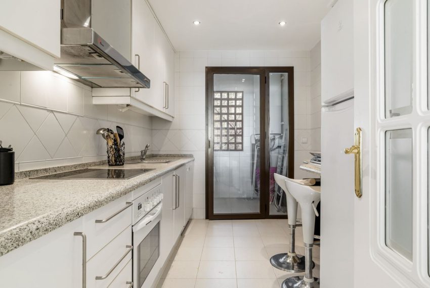 R5298283-Apartment-For-Sale-Benahavis-Middle-Floor-Apartment-2-Beds-95-Built-11