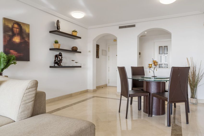 R5298283-Apartment-For-Sale-Benahavis-Middle-Floor-Apartment-2-Beds-95-Built-9
