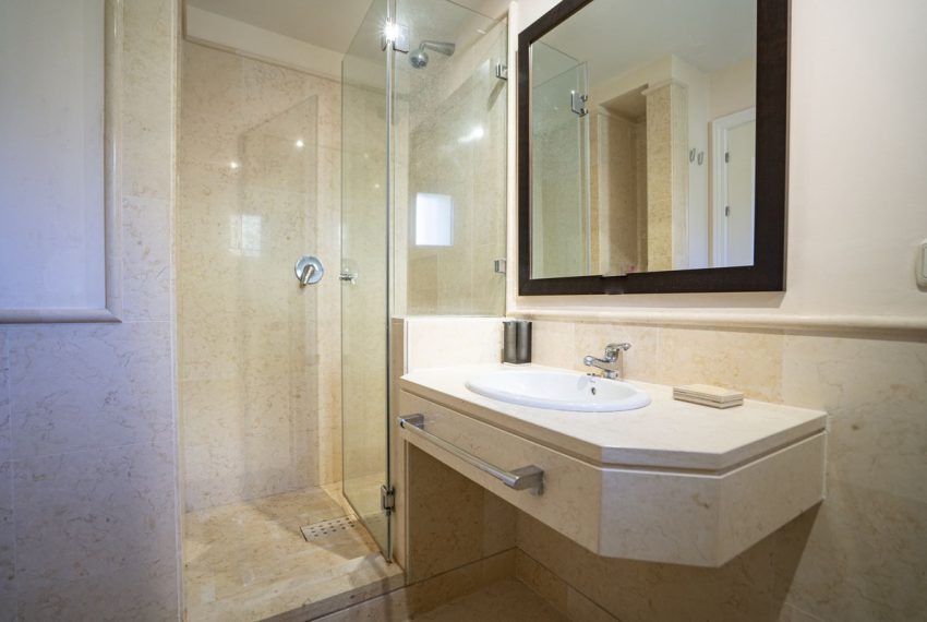 R5298325-Apartment-For-Sale-Benahavis-Penthouse-Duplex-3-Beds-194-Built-14