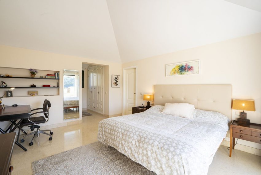 R5298325-Apartment-For-Sale-Benahavis-Penthouse-Duplex-3-Beds-194-Built-19